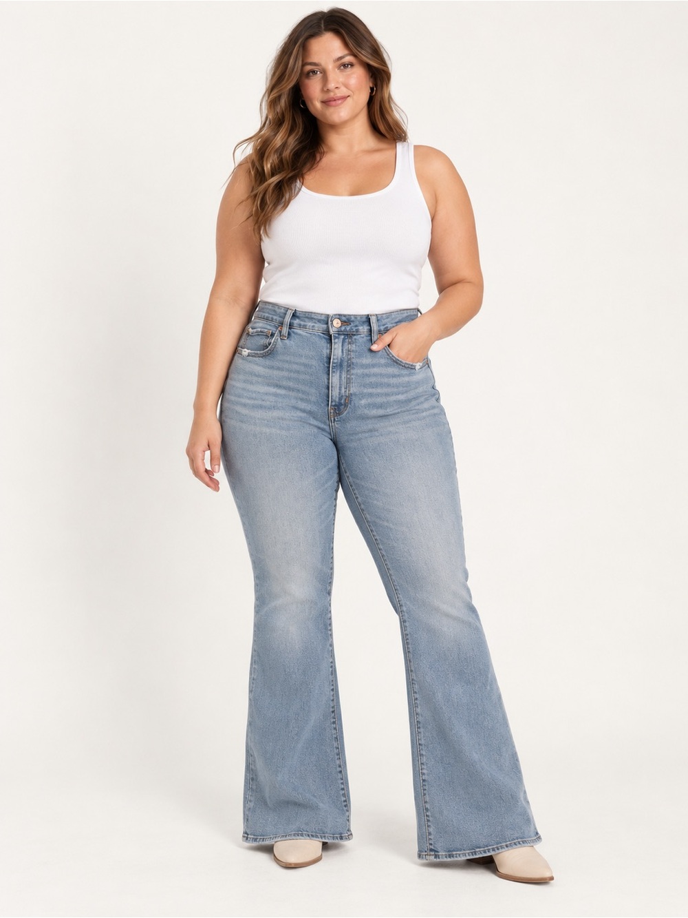 American Eagle Super High-Rise Flare Jeans Size 14 Regular Light Wash